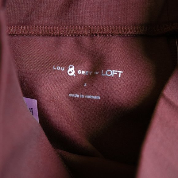 NWT Lou and Grey Pocket Ponte Leggings Muted Burgundy Wine Color Small - Picture 6 of 6